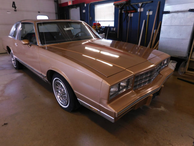 1984 Tan Chevrolet Monte Carlo Coupe