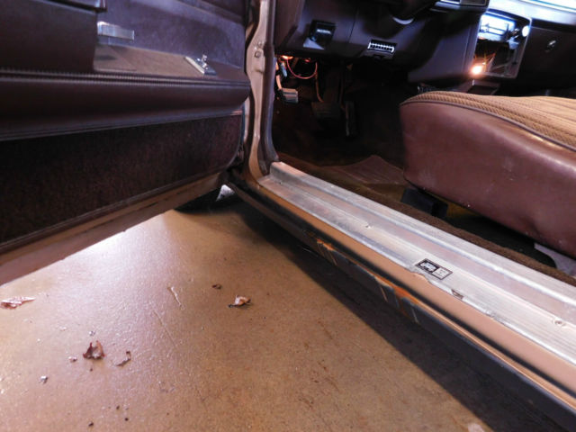 1984 Tan Chevrolet Monte Carlo Coupe