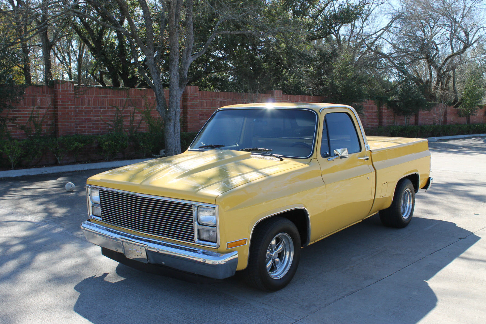 1984 Yellow Chevrolet S-10 Pickup