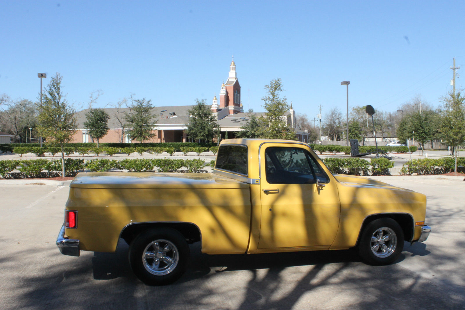 1984 Yellow Chevrolet S-10 Pickup