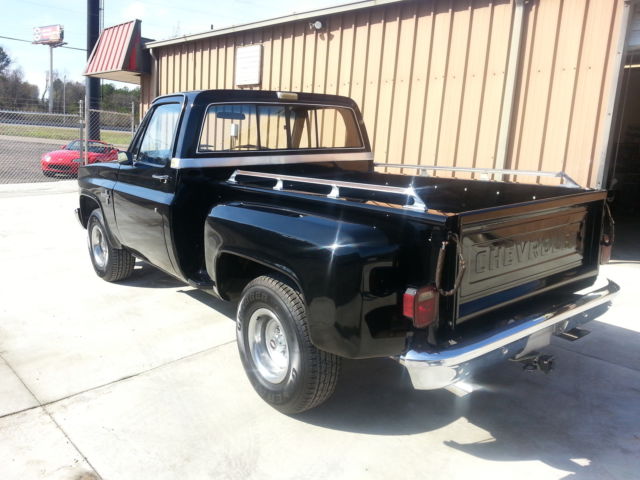 1984 Black Chevrolet C-10 reg cab