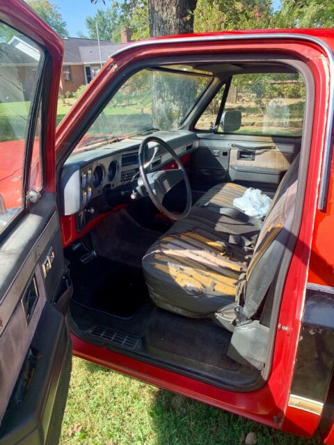 1984 Red Chevrolet C-10 Standard Cab Pickup