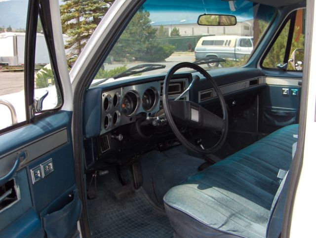 1984 White Chevrolet C/K Pickup 1500 Standard Cab Pickup