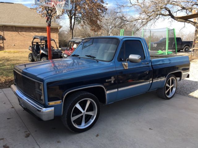 1984 Blue Chevrolet C-10 Standard Cab Pickup
