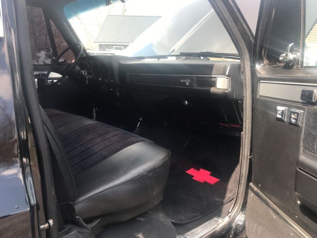 1984 Black Chevrolet C/K Pickup 1500 Standard Cab Pickup