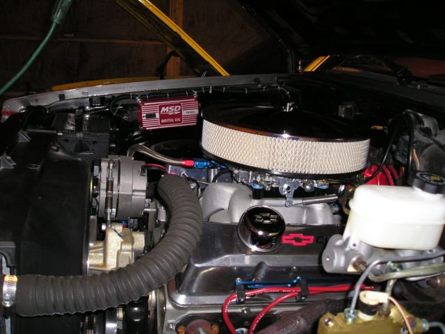 1984 black and gray Chevrolet S-10 reg. cab/ short bed