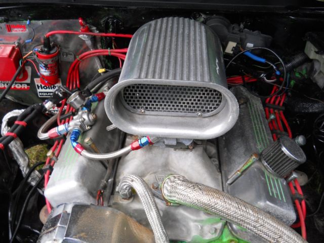 1984 black and gray Chevrolet S-10 reg. cab/ short bed
