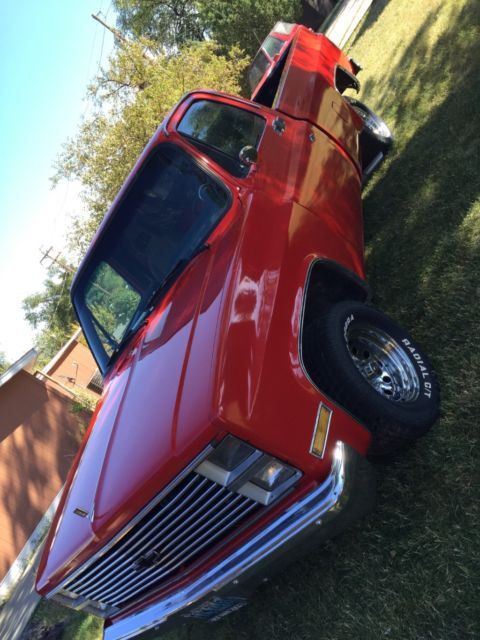 1984 Red Chevrolet Silverado 1500 Cab & Chassis
