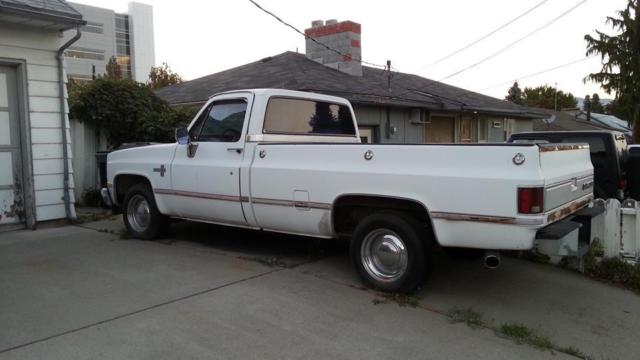 1984 White Chevrolet C-10 Standard Cab Pickup