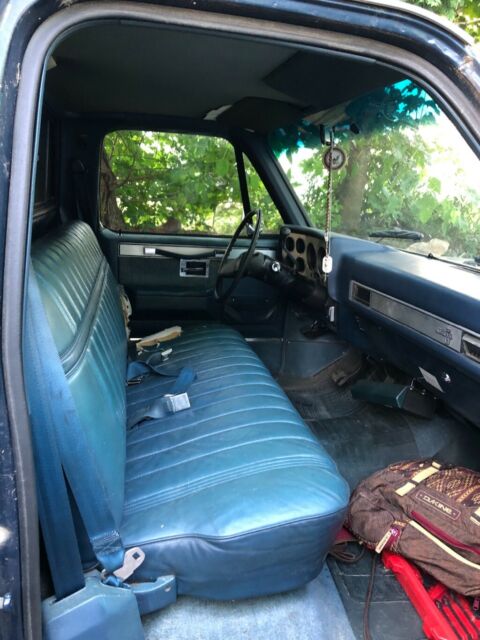 1984 Blue Chevrolet C-10