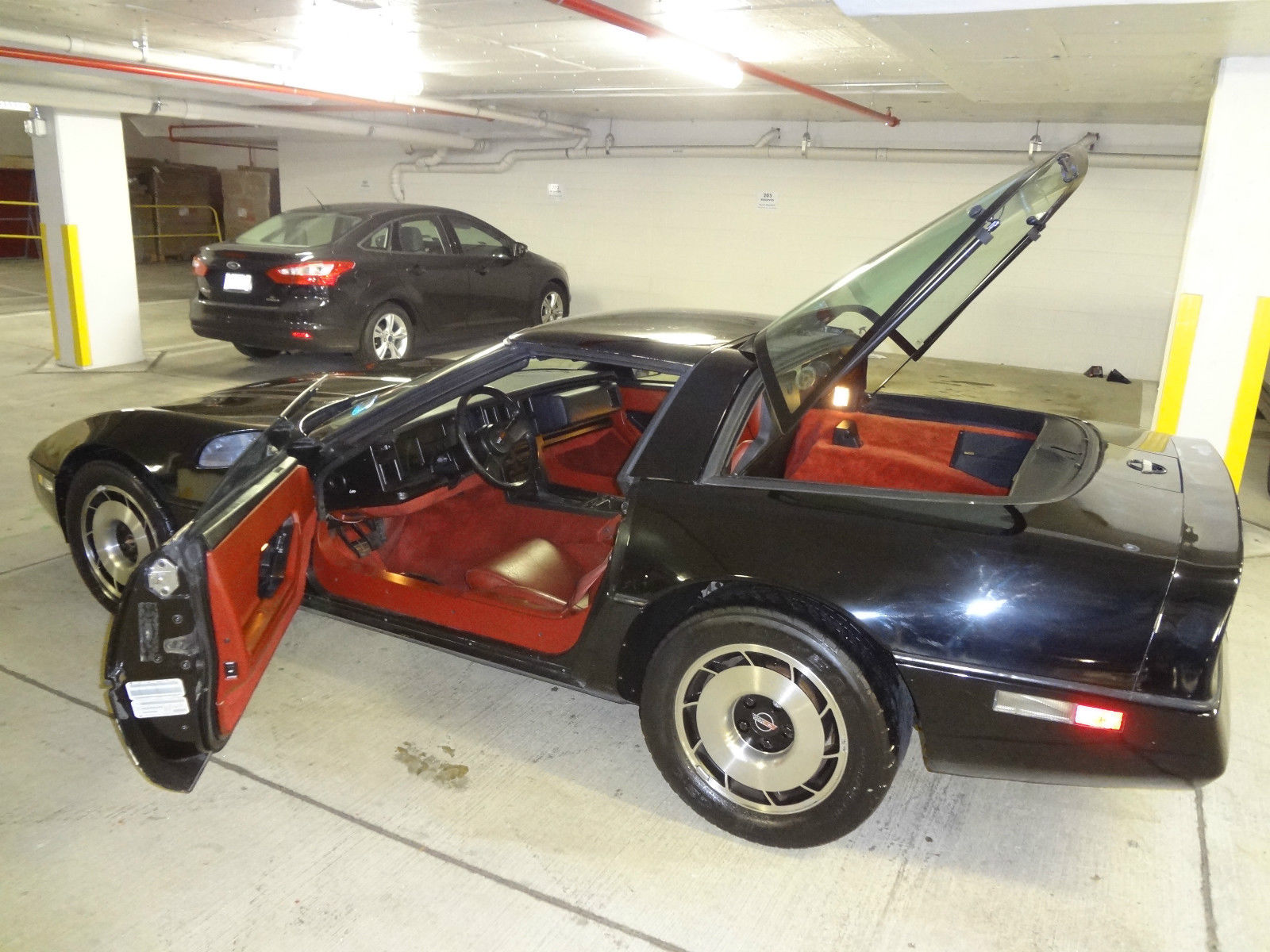 1984 Gray Chevrolet Corvette Coupe