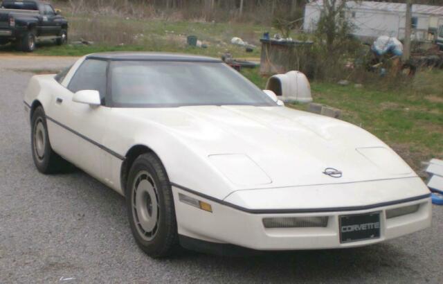 1984 Pearl Chevrolet Corvette Coupe