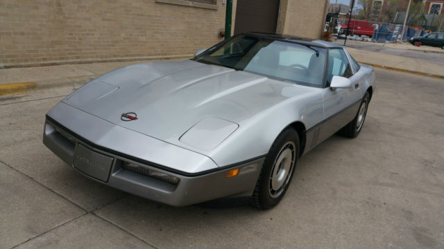 1984 Silver Chevrolet Corvette Coupe