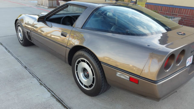 1984 Bronze Chevrolet Corvette Coupe