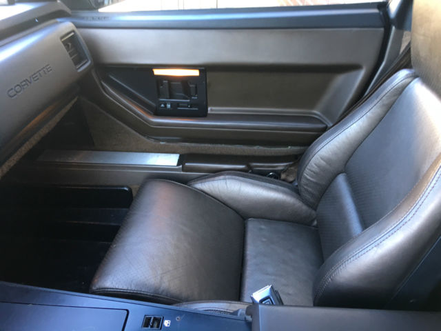 1984 Bronze Chevrolet Corvette Coupe