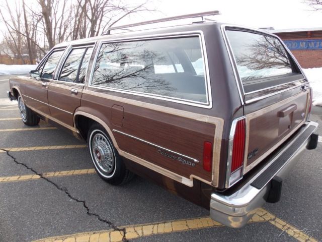 1984 Brown Ford Crown Victoria Wagon