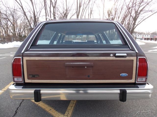 1984 Brown Ford Crown Victoria Wagon