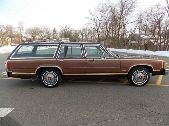1984 Brown Ford Crown Victoria Wagon