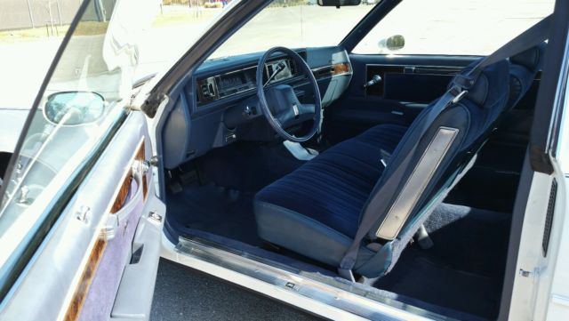 1984 White Oldsmobile Cutlass Coupe