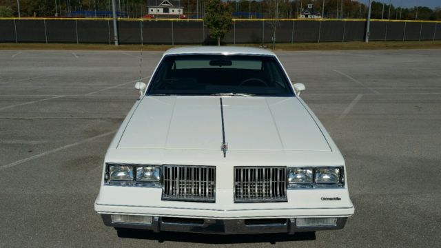 1984 White Oldsmobile Cutlass Coupe