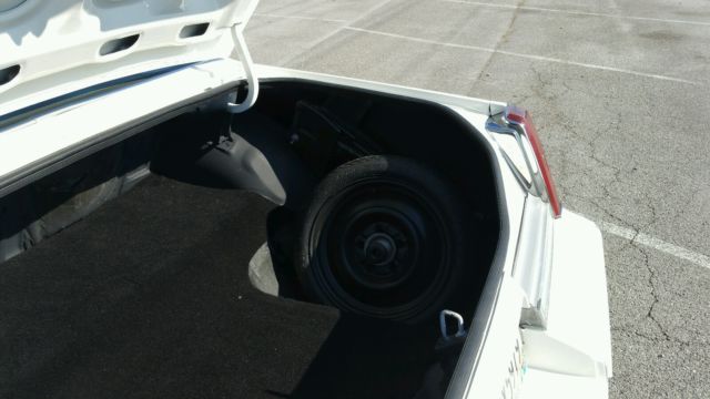 1984 White Oldsmobile Cutlass Coupe