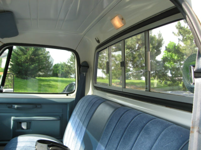 1984 Blue and White Dodge Other Pickups 2 door D100