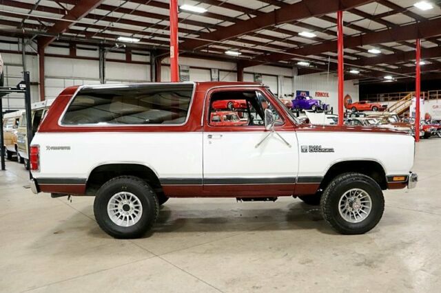 1984 Red Dodge Ramcharger SUV