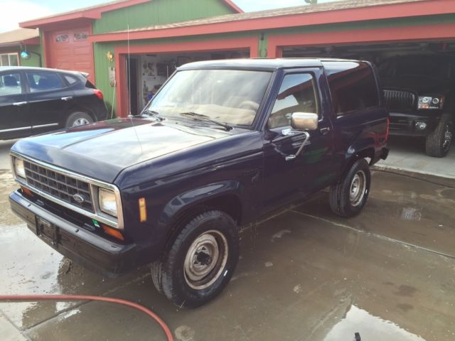 1984 Black Ford Bronco II SUV