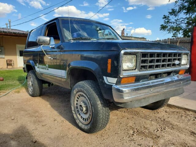 1984 Black Ford Bronco II SUV