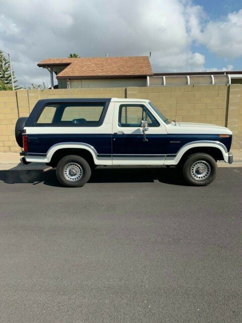 1984 Blue Ford Bronco SUV