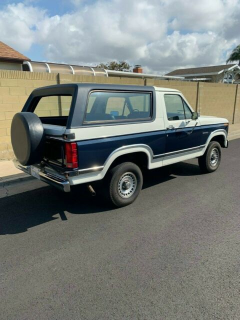1984 Blue Ford Bronco SUV