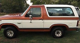 1984 Copper/White Ford Bronco SUV