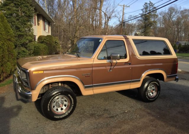 1984 Walnut Metallic and Light Desert Tan (original paint) Ford Bronco