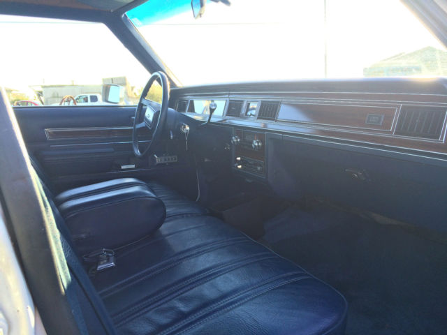 1984 white Ford Other Wagon
