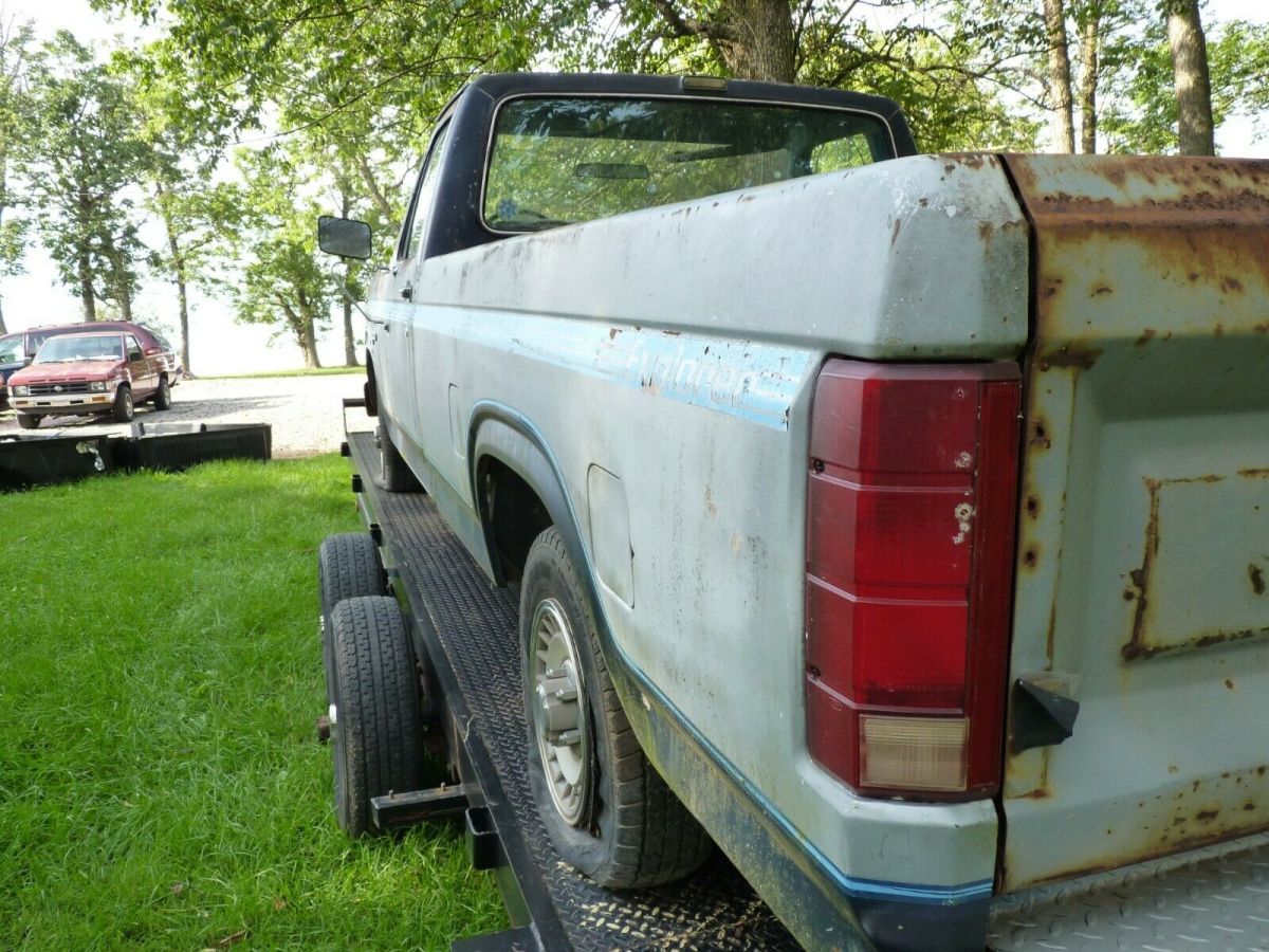 1984 Ford F-150 Standard Cab Pickup