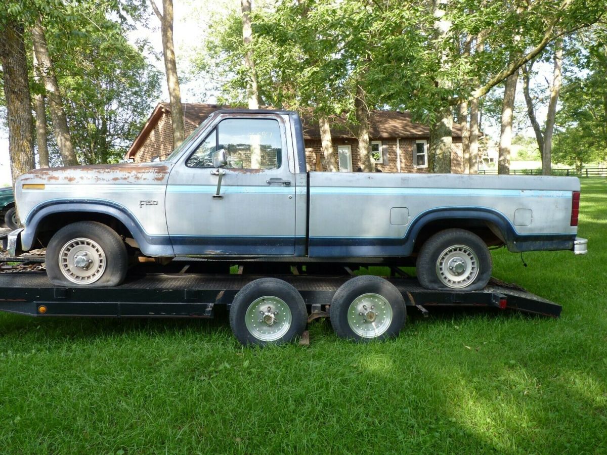 1984 Ford F-150 Standard Cab Pickup