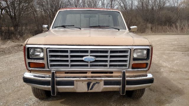 1984 Tan Ford F-150 Standard Cab Pickup