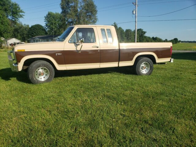 1984 Brown Ford F-150 Extended Cab Pickup