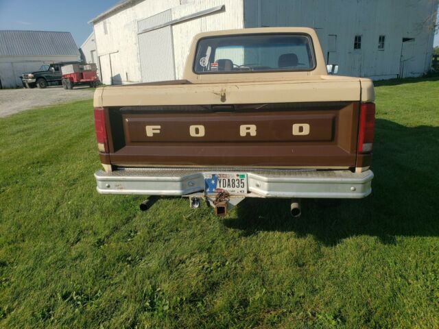1984 Brown Ford F-150 Extended Cab Pickup