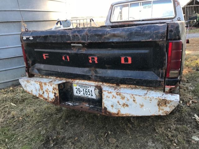 1984 Black Ford F-250 Standard Cab Pickup