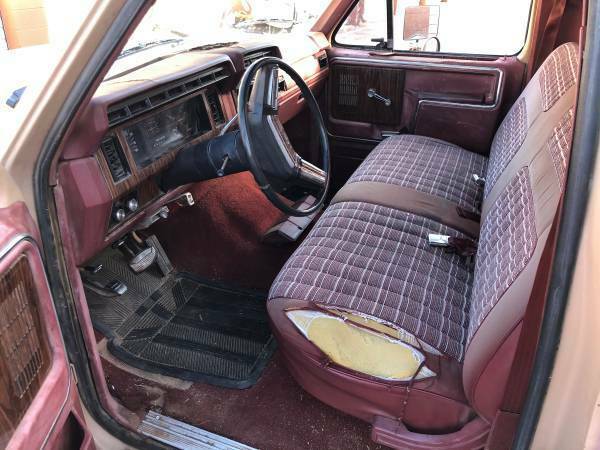 1984 Brown Ford F-250