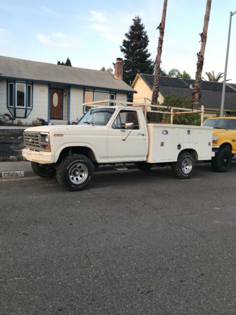 1984 Ford F-250