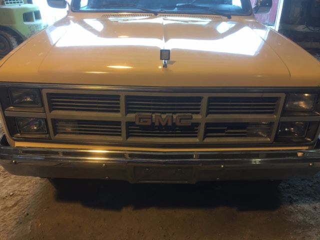 1984 GMC Sierra 1500 2 door