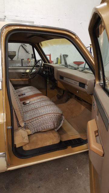 1984 Gold GMC C-10, 2WD  Standard Cab Pickup