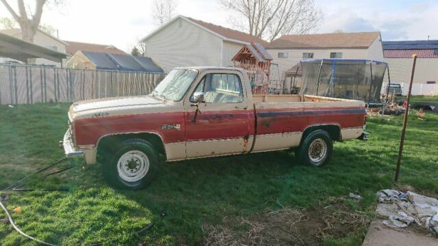 1984 Tan GMC Sierra 2500 Standard Cab Pickup