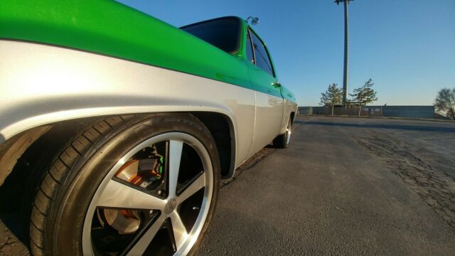 1984 Synergy Green silver metallic Chevrolet C-10 Standard Cab Pickup