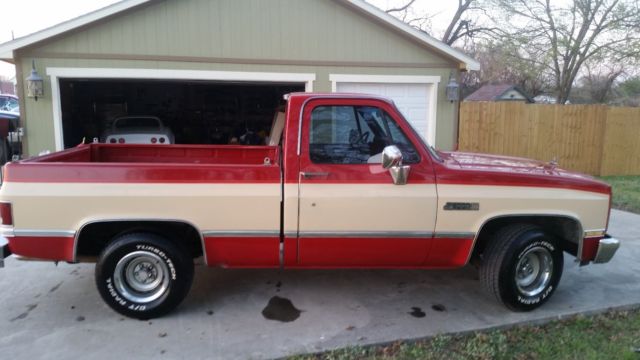 1984 Red GMC Sierra 1500 Standard Cab Pickup