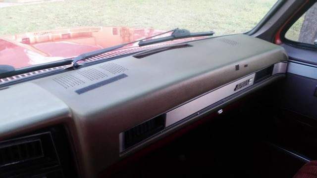 1984 Red GMC Sierra 1500 Standard Cab Pickup