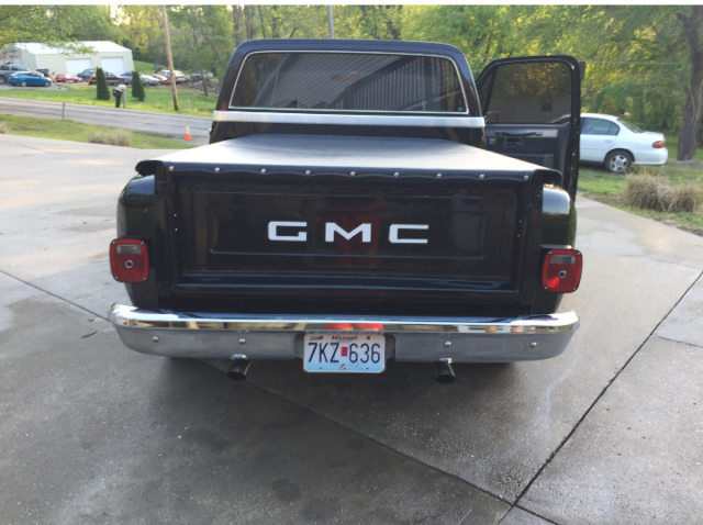 1984 Black GMC Sierra 1500 Standard Cab Pickup