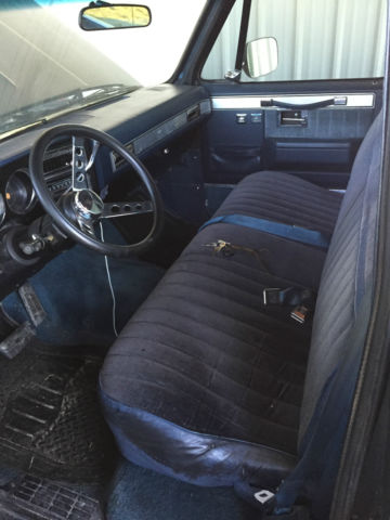 1984 Semi Gloss Black (John Deer Blitz Black) GMC Sierra 1500 Standard Cab Pickup